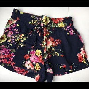 Navy flowy floral shorts